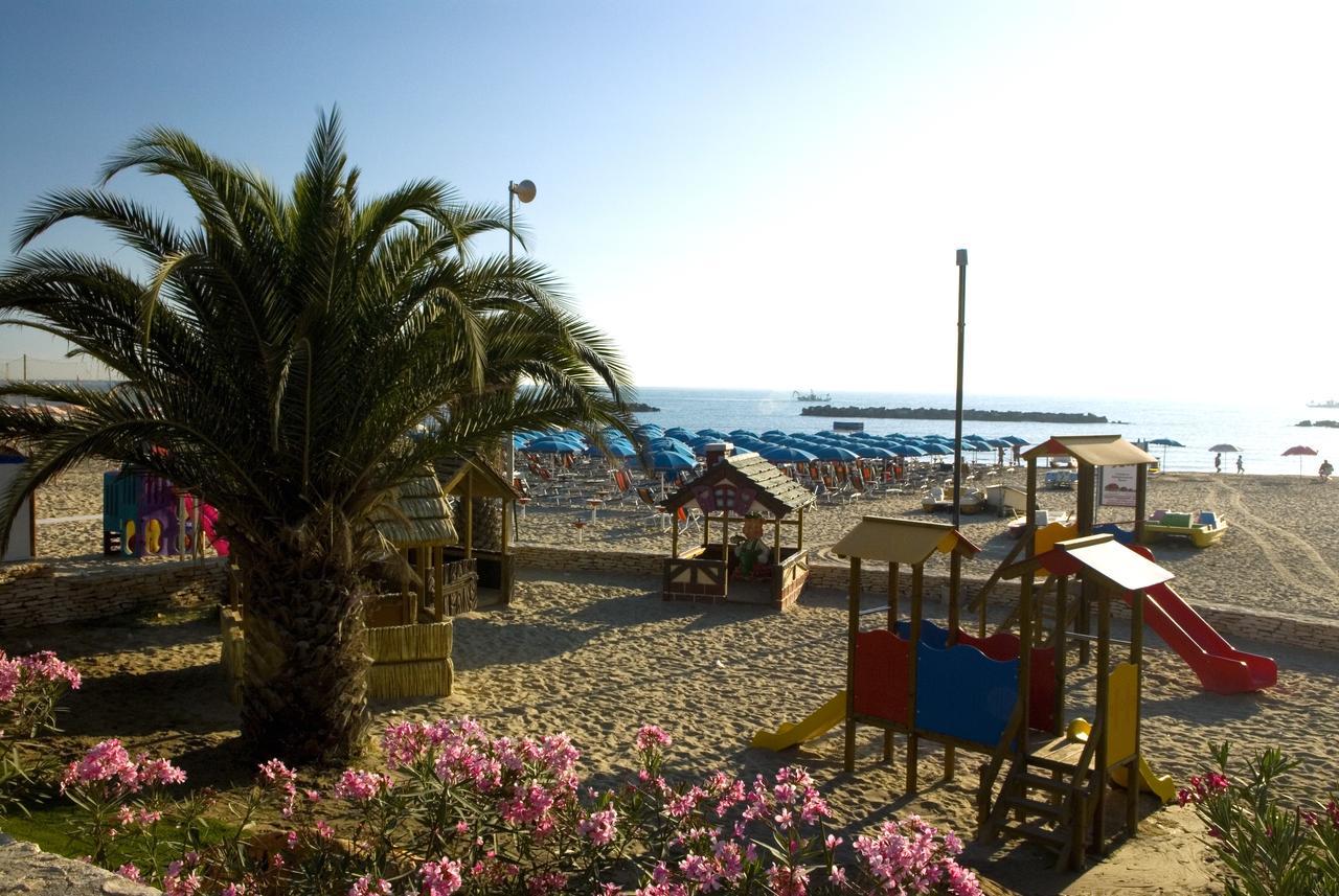 Hotel Dino San Benedetto del Tronto Luaran gambar
